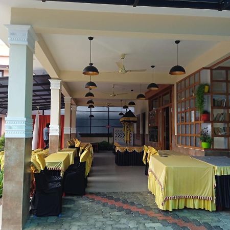 Meghdoot River Resort Kochi Kültér fotó