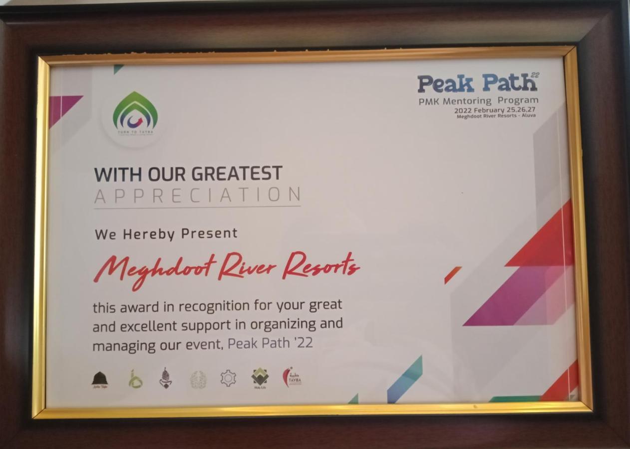 Meghdoot River Resort Kochi Kültér fotó